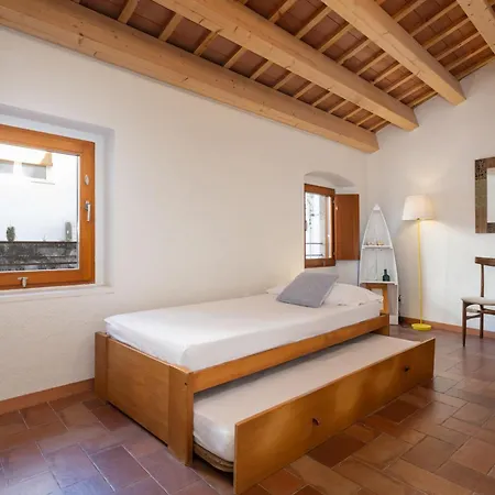 Lets Holidays House Close To The Castle * توسا ذي مار