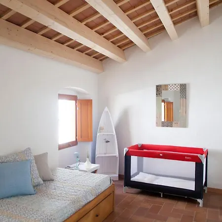 Holiday home Lets Holidays House Close To The Castle